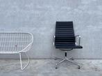 Vitra Eames EA108 chaise de bureau en cuir avec dossier haut, Maison & Meubles, Comme neuf, Noir, Chaise de bureau, Enlèvement ou Envoi