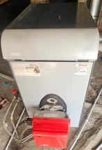 Riello Tregi 5n 33kw gietijzeren stookolie ketel, Doe-het-zelf en Bouw, Chauffageketels en Boilers, Ophalen, Zo goed als nieuw