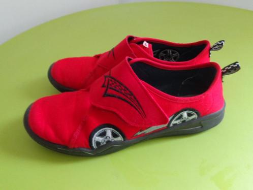 pantoufles/chaussons enfant -  SUPERFIT - pointure 37, Enfants & Bébés, Vêtements enfant | Chaussures & Chaussettes, Utilisé, Autres types
