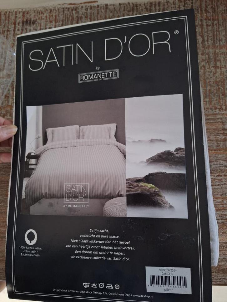 Housse de Couette Rayure Satinée Silver, Huis en Inrichting, Slaapkamer | Beddengoed, Nieuw, Dekbedovertrek, Tweepersoons, Grijs
