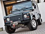 Land Rover Defender 90 2.2 TD4 *1HD/BELGIAN CAR/LICHTE VRACH, Auto's, 90 kW, Euro 5, Gebruikt, Zwart