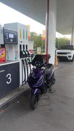 Piaggio zip 4t (80cc), Fietsen en Brommers, Scooters | Piaggio, Ophalen, Zip, Klasse A (25 km/u), Zo goed als nieuw
