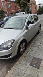 Opel Astra/benzine/airco/2012/125 D km, Autos, Opel, Achat, Boîte manuelle, 5 portes, 5 places