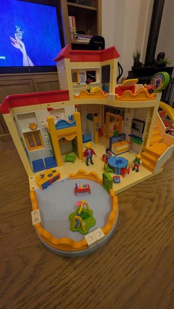 Playmobil Kinderdagverblijf – 5567 + 5570 95% Compleet beschikbaar voor biedingen