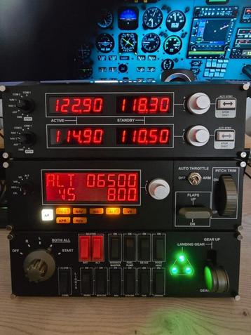 Radio panel, Autopilot control, flight switch panel MSFS P3D, Online, Enlèvement ou Envoi, 1 joueur, Virtual Reality