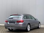 BMW 518 dA Pano Xenon Dodehoek AdapCruise Navi Park.Sensor, Auto's, Te koop, Zilver of Grijs, Break, https://public.car-pass.be/vhr/61d4eb14-9ead-4b11-b479-c658583fac48
