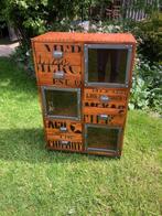 Armoire vintage speziale, Antiek en Kunst, Ophalen