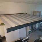 Knikarmscherm. Br 2,50 m x uitval 2 m.elektrisch afstand bed, Tuin en Terras, Zonneschermen, Ophalen, 150 tot 300 cm, 250 cm tot 450 cm