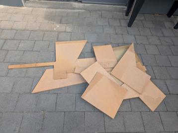 Overschot MDF platen Gratis  beschikbaar voor biedingen
