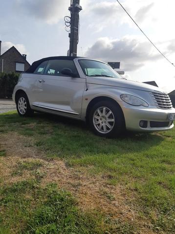 Chrysler pt cruiser cabriolet 112000 kms.Etat neuf.