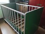 kinderbedje - wit/groen - verstelbare bodem, Kinderen en Baby's, Ophalen, Gebruikt, Minder dan 140 cm, Matras