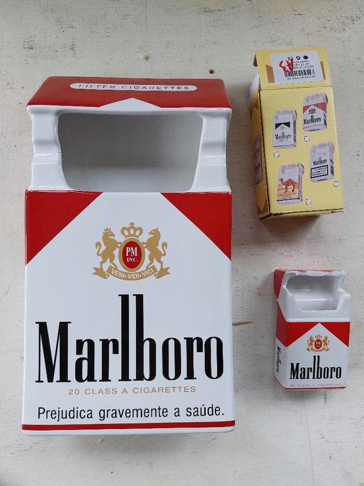 Cendrier Marlboro XXL, Collections, Articles de fumeurs, Briquets & Boîtes d'allumettes, Neuf, Cendrier, Enlèvement ou Envoi