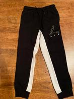 Pantalon de survêtement Jordan taille 10-12 ans, Comme neuf, Jordan, Garçon ou Fille, Enlèvement ou Envoi
