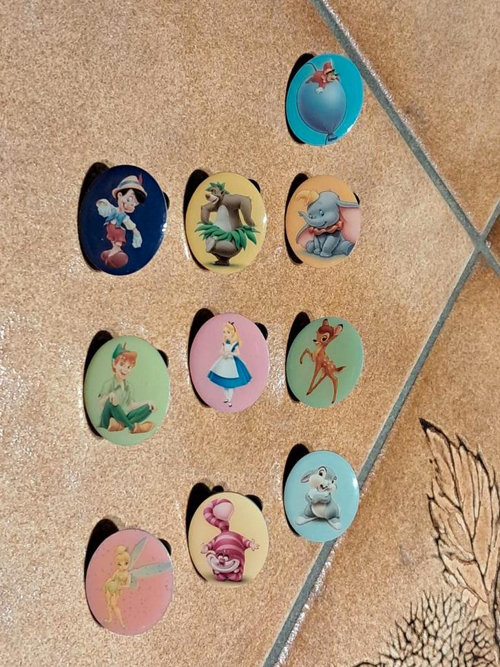 Set van 10 Disney Pixar-pinnen, Verzamelen, Speldjes, Pins en Buttons, Zo goed als nieuw, Speldje of Pin, Overige onderwerpen