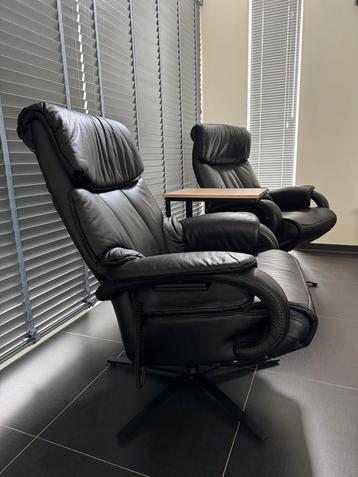 2 Himolla relax zetels in zwart Leder beschikbaar voor biedingen
