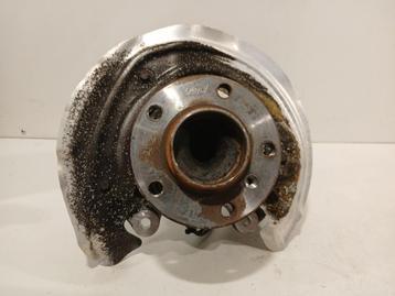WIELNAAF LINKS VOOR BMW 1 serie (F20) (01-2010/06-2019) beschikbaar voor biedingen