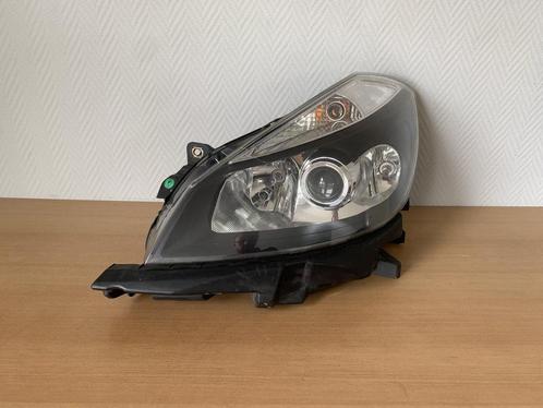 Koplamp links Renault Clio 2005 tot 2008 met lens 8200261610, Auto-onderdelen, Verlichting, Renault, Gebruikt, Ophalen of Verzenden