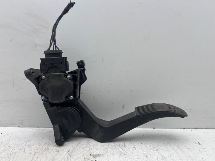 Gaspedaal van een Mercedes Sprinter, Auto-onderdelen, Interieur en Bekleding, Mercedes-Benz, Gebruikt, 3 maanden garantie, Ophalen of Verzenden