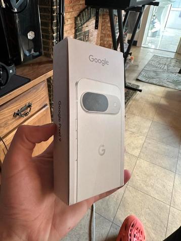 Google Pixel 9 128gb + Chromebook Acer GARANTIE 2 ANS, Neuf, Classique ou Candybar, Enlèvement, Sans abonnement