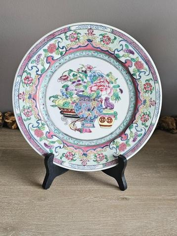 Chinees Porseleinen bord beschikbaar voor biedingen