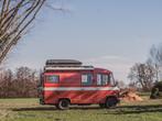 TE HUUR - Stoere Mercedes brandweerbus en off-grid camper, Koelkast, Buscamper of Camperbus, Tot en met 2, Mercedes-Benz