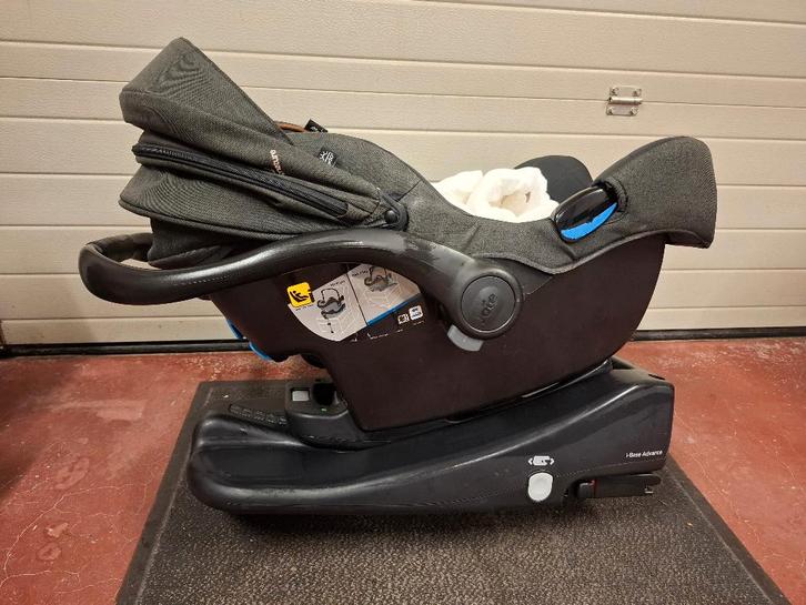 Siège d'auto pour bébé Joie Signature + i-Base advance, Enfants & Bébés, Sièges auto, Utilisé, Autres marques, 0 à 10 kg, Isofix