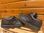 Nike Jordan Low Black, Ophalen, Zwart, Sneakers, Gedragen