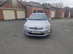 Toyota auris hybride 1.8 Benzine en Elektrische, Automaat, Euro 5, Zwart, 4 cilinders