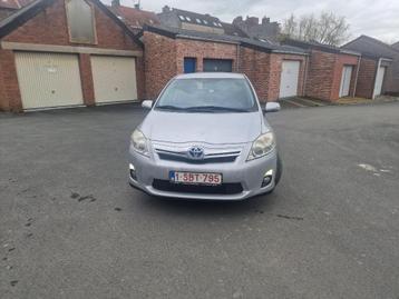 Toyota auris hybride 1.8 Benzine en Elektrische, Auto's, Toyota, Automaat, Euro 5, Zwart, 4 cilinders