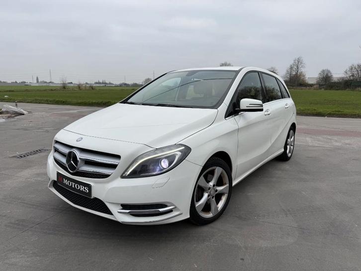 Mercedes Benz B 1.6 Benzine* EURO 6* LED * GPS * XENON, Auto's, Mercedes-Benz, Bedrijf, Te koop, B-Klasse, ABS, Airbags, Airconditioning