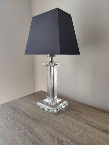 	 Design tafellamp beschikbaar voor biedingen