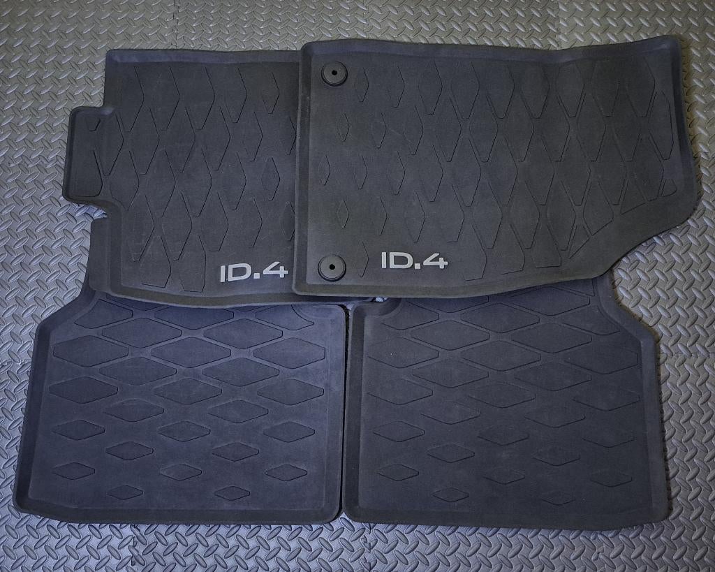 Tapis de sol en caoutchouc Volkswagen ID.4, Autos : Divers, Tapis de voiture, Comme neuf, Enlèvement ou Envoi