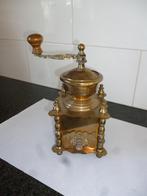 Moulin à café ancien en cuivre jaune avec tiroir en bois, Antiquités & Art, Antiquités | Bronze & Cuivre, Enlèvement ou Envoi