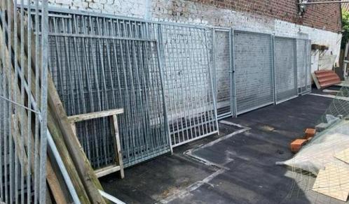 Lot met panelen voor kennels of volières, Dieren en Toebehoren, Vogels | Parkieten en Papegaaien, Papegaai, Meerdere dieren