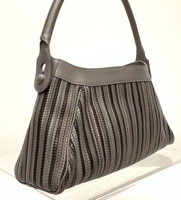 Handtas Delvaux. Meer keuze in onze winkel ook Louis Vuitton beschikbaar voor biedingen