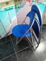 2 belles chaises stables (pliables), Maison & Meubles, Comme neuf, Bleu, Modern, Enlèvement ou Envoi