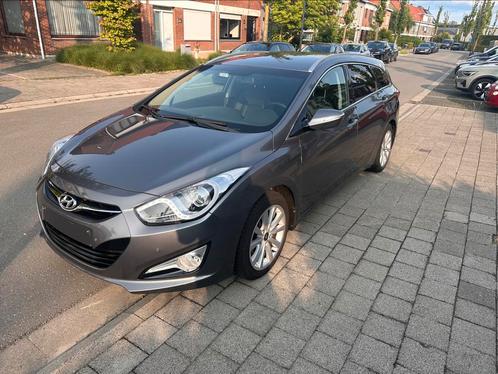 Hyundai i40 CW 1.7CRDI STYLE Premium Pack. GEEN KOSTEN!, Auto's, Hyundai, Particulier, i40, ABS, Achteruitrijcamera, Airbags, Airconditioning