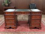 Klassiek Engels bureau #557, Huis en Inrichting, Bureaus, Ophalen of Verzenden, Zo goed als nieuw, Bureau