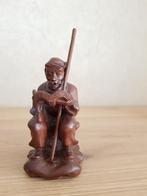 Oude man met boek, 11 cm, goede staat, Antiek en Kunst, Kunst | Beelden en Houtsnijwerken, Ophalen