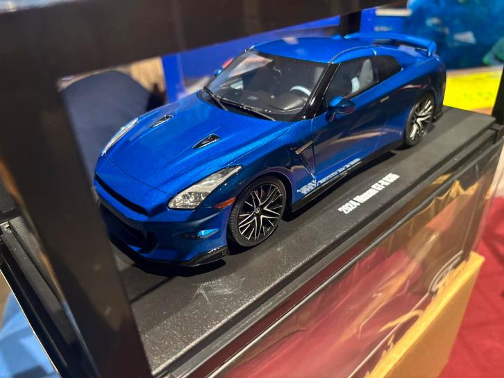 2 x model auto’s gt spirit nieuwe Nissan en ford schelby, Hobby & Loisirs créatifs, Voitures miniatures | 1:18, Neuf, Voiture