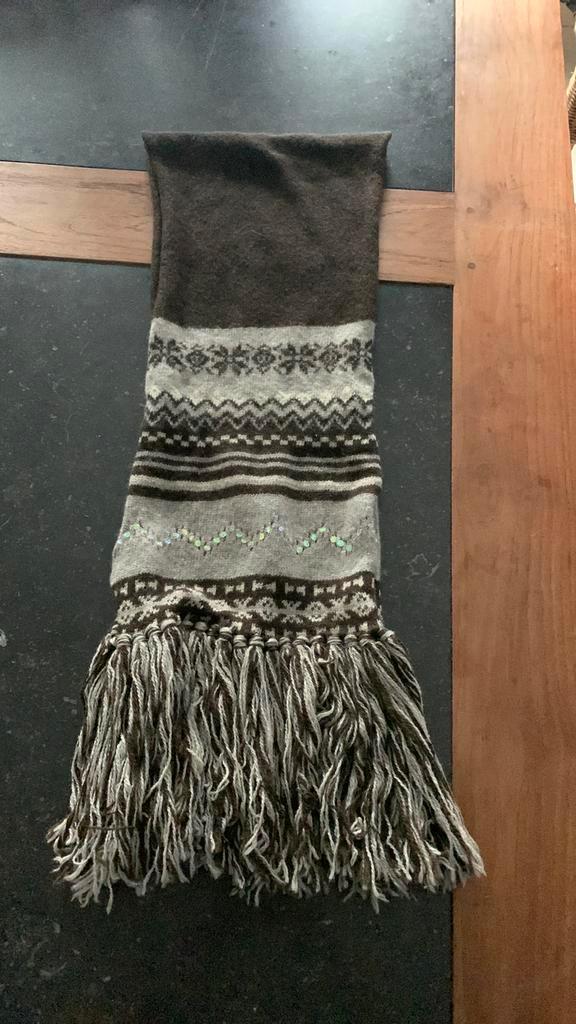 Banana Moon mooie warme sjaal met franjes, Kleding | Dames, Mutsen, Sjaals en Handschoenen, Zo goed als nieuw, Sjaal, Ophalen of Verzenden