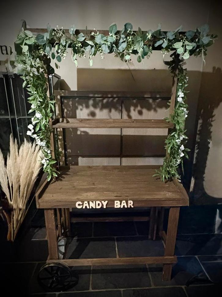 Candy Bar 2 verdiepingen op wielen, Diversen, Overige Diversen, Zo goed als nieuw, Ophalen