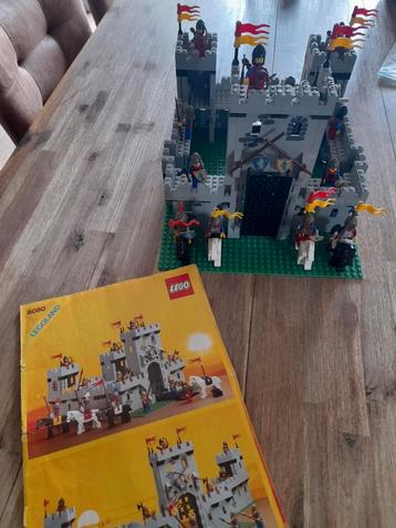 lego 6080 beschikbaar voor biedingen