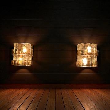 Set Two Murano Glass Wall Sconces by Carlo Nason for Mazzega beschikbaar voor biedingen