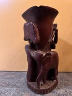 Oud Afrikaans handgesneden houten beeld, Antiquités & Art, Enlèvement ou Envoi