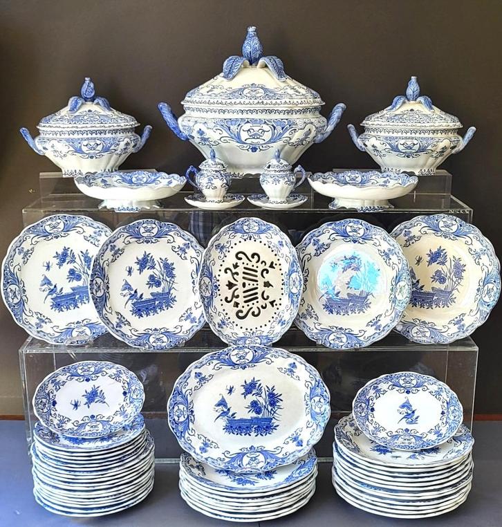 💕Boch decor DELFT service voor 12 personen, Antiek en Kunst, Antiek | Servies compleet, Verzenden