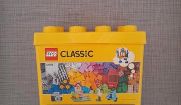 LEGO Classic Creatieve Bouwdoos (10698) – Grote Opbergdoos beschikbaar voor biedingen