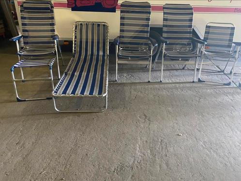 Kampeerstoelen + tafel & benodigdheden, Caravans en Kamperen, Kampeeraccessoires, Zo goed als nieuw, Ophalen