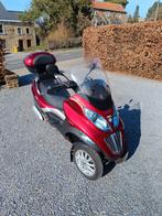 MP3 Piaggio 300 , état impeccable, faible kilométrage, box, Motos, Particulier
