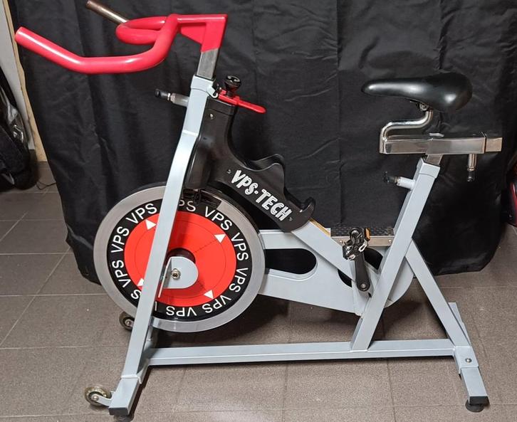 Professionele spinning fiets, Sports & Fitness, Appareils de fitness, Enlèvement